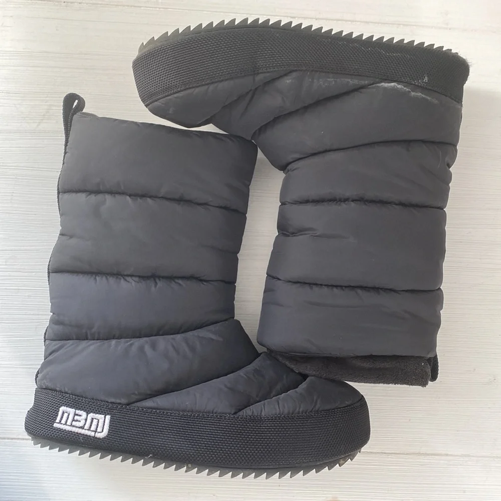 Marc by Marc Jacobs women’s black booties
